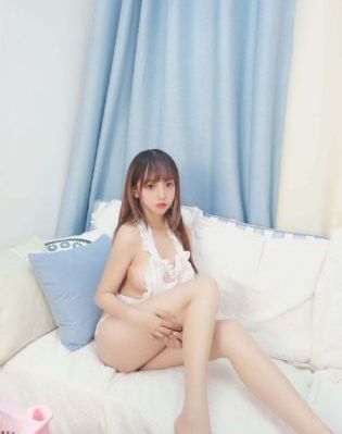亚洲av成人综合激情五月_老版国语字幕