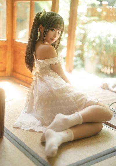 19岁欧美女子模特_完整版BD高清中字